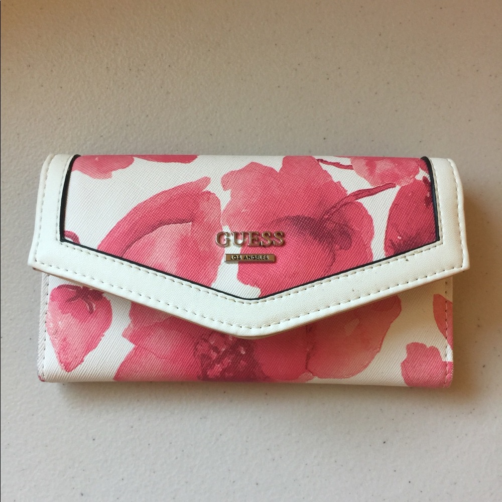 New never used Guess wallet